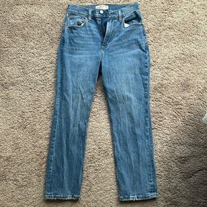 Abercrombie and Fitch Curve Love Ultra High Rise Ankle Straight Jean